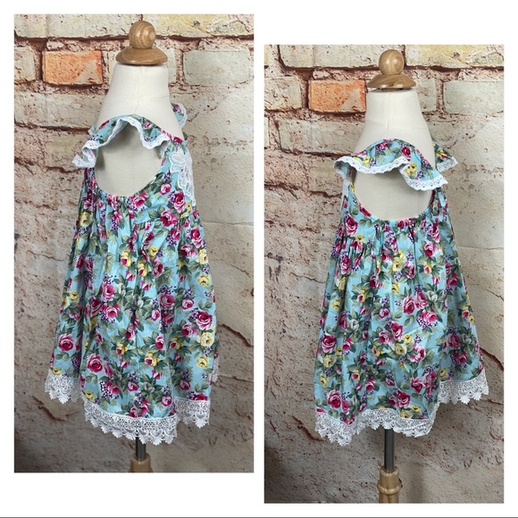 HP-NWT Tip Toeing Roses Crochet Hem Dress - Picture 5 of 12